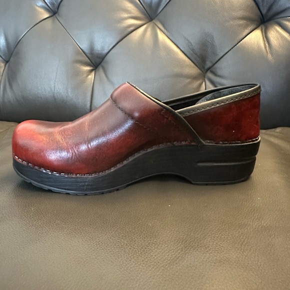 Dansko Dark Leather Clogs - Picture 5 of 7